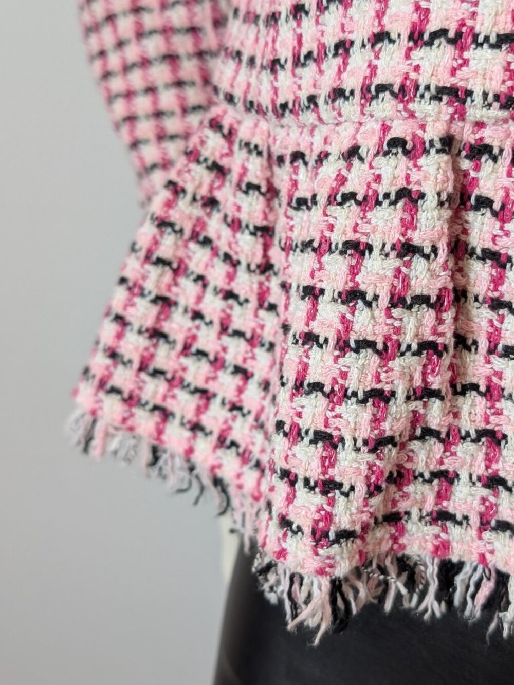 Kate Spade - Pink Multi Tweed Peplum Jacket - size 6 - Picture 3 of 10